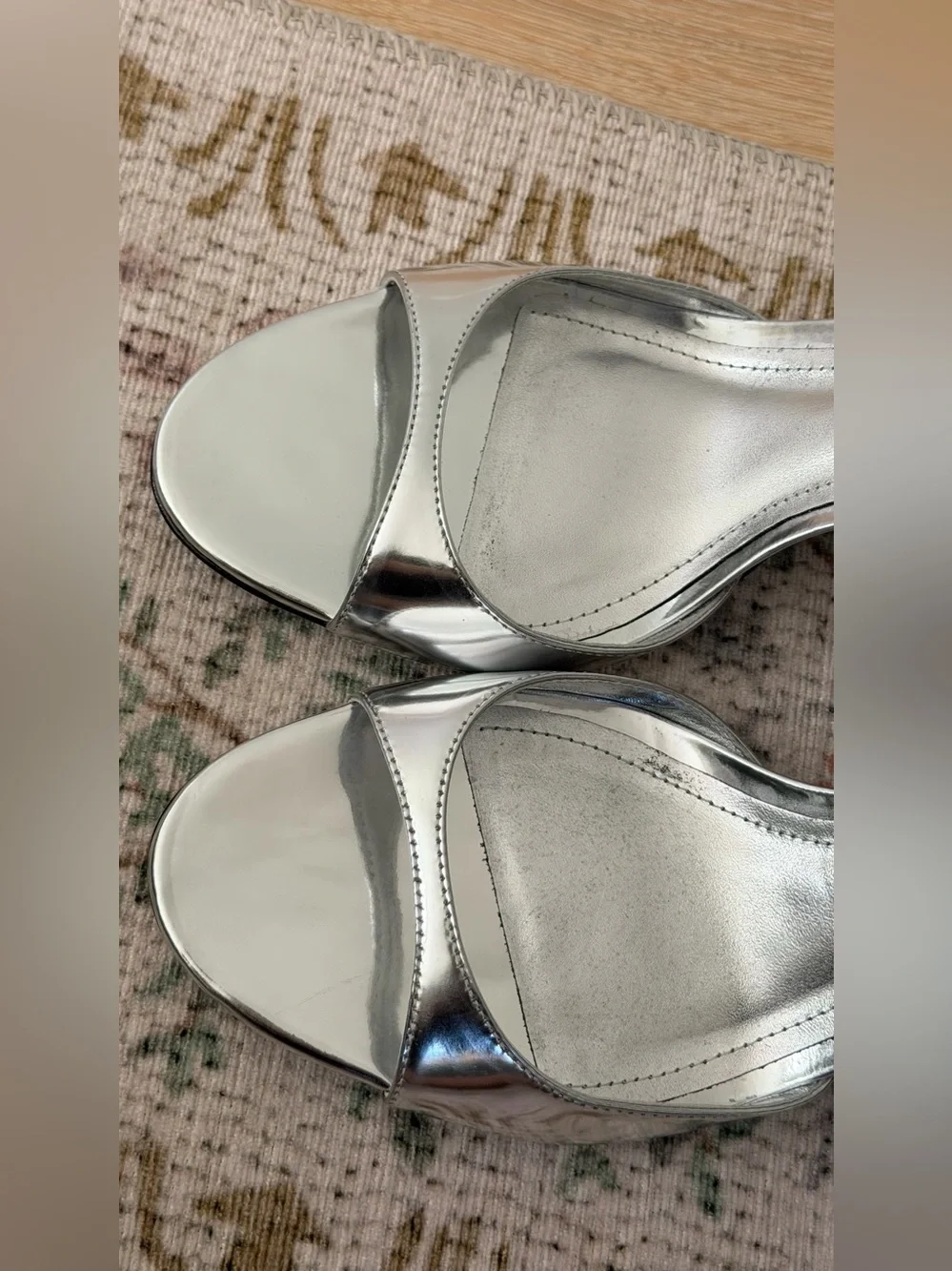 NEW NWT Schutz Scarlett Silver Slingback Mid-Heel Sandal Size 10B